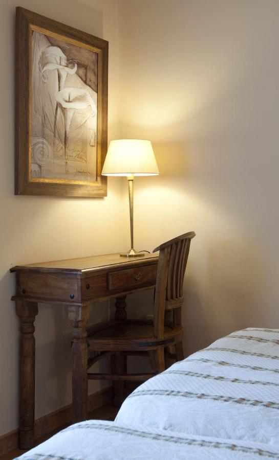 Hotel Don Carlos Cáceres Kültér fotó