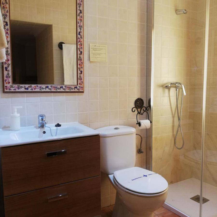 Hotel Don Carlos Cáceres Kültér fotó